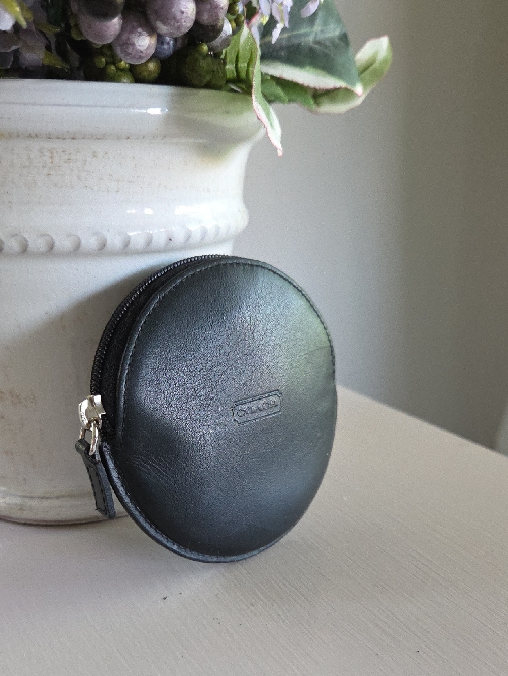 COACH Black Round Vintage Zippered Coin Pouch - Spain